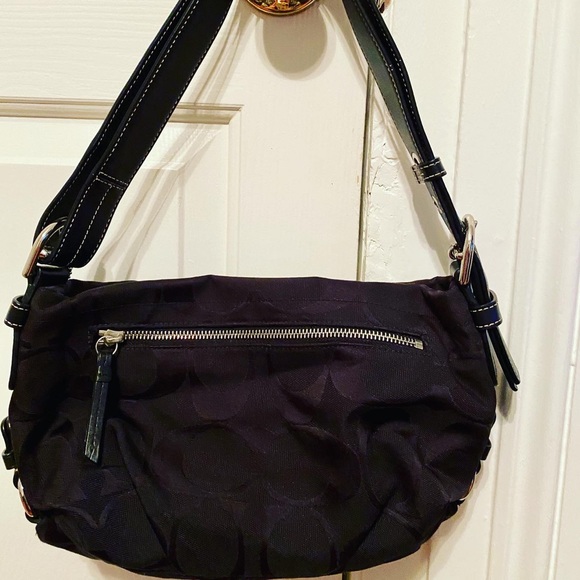 Authentic Coach Handbag - Picture 2 of 6